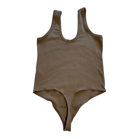 Abercrombie & Fitch Seamless Rib Fabric Tank Bodysuit - Size Large - Picture 3 of 11